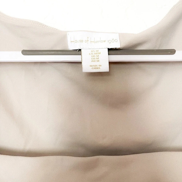 NEW House‎ of Harlow 1960 Short sleeve Square neck body suit Almond Nude / tan - Picture 7 of 9